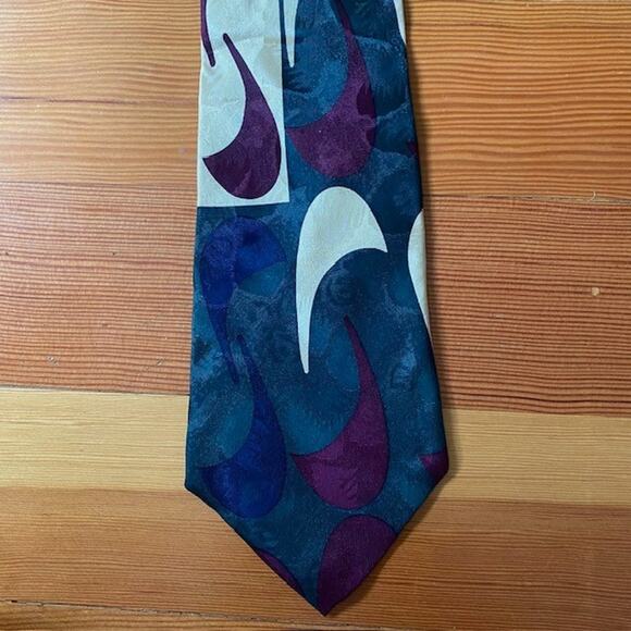 Bica Uomo Other - Bica Uomo Mens Necktie 100% Silk Tie Short 58 x 4 Made in USA Green Purple Ivory